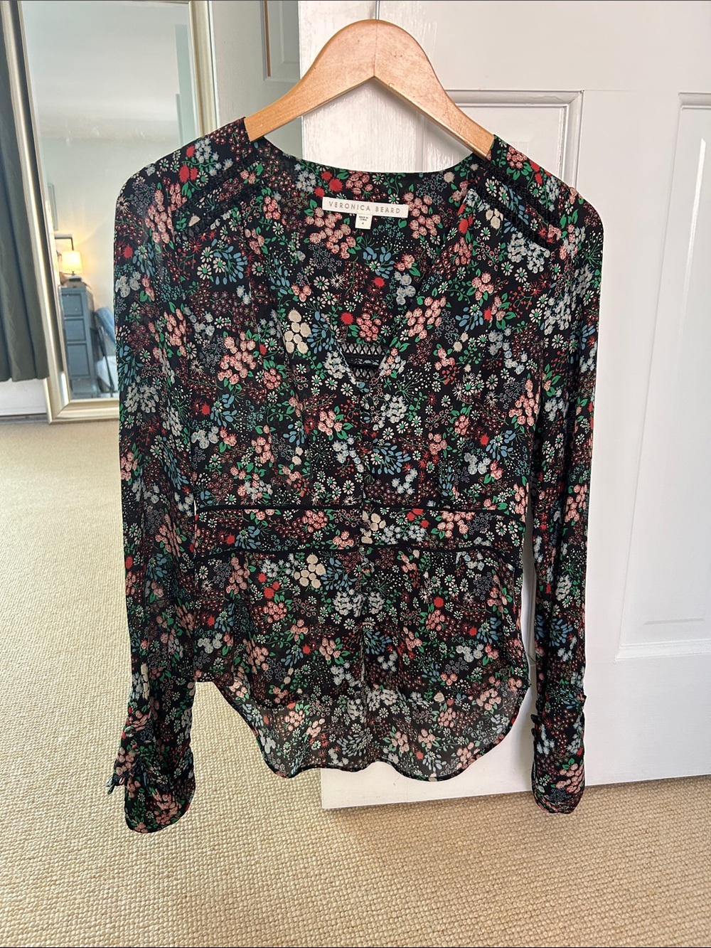 Veronica Beard Black Multi-Color Floral V-Neck Long Sleeve Silk Blouse
